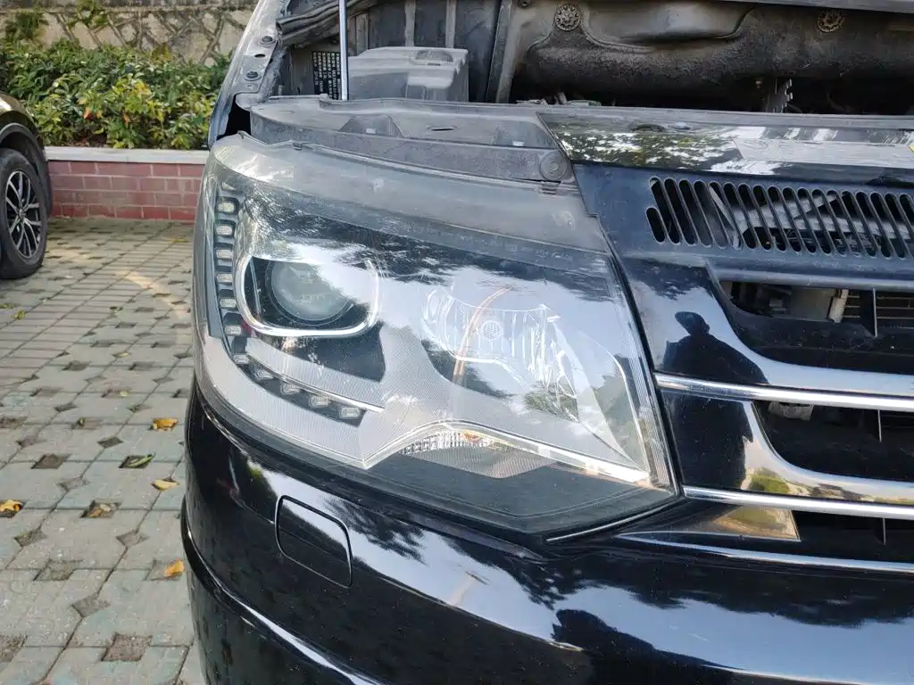 Volkswagen Multivan 2015 2012 2.0TSI 4WD Premium