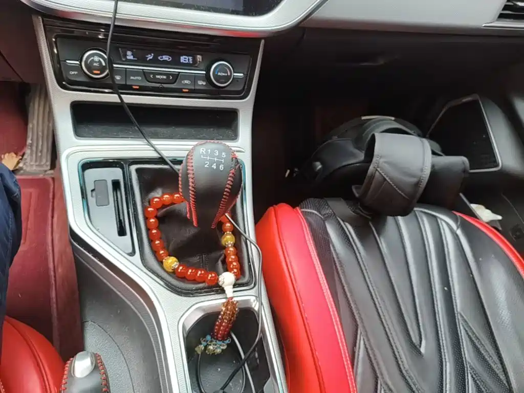 Photo 14 - Geely Emgrand GL