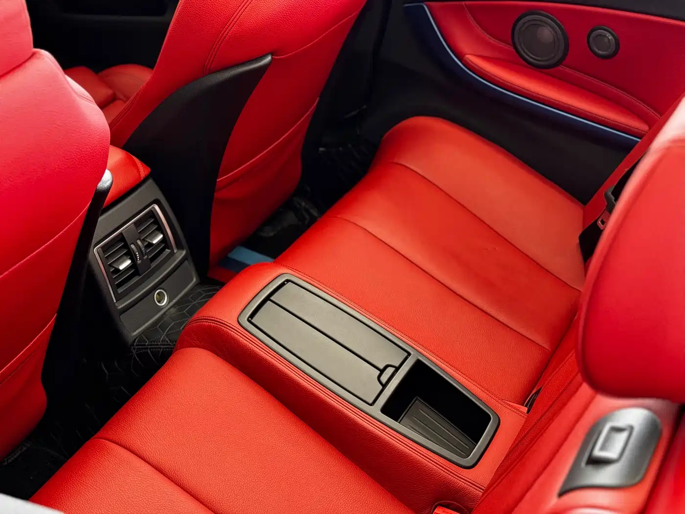 BMW 4 Series 2017 425i Convertible M Sport Package фото 23