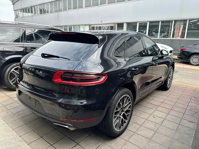 Porsche Macan 2014 Macan 2.0T — фото 4