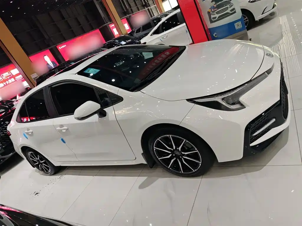Toyota Levin 2023 185T CVT Sport фото 6