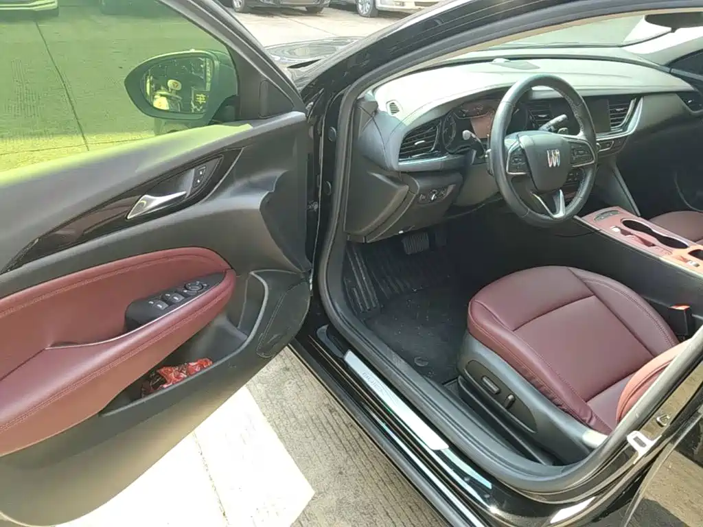 Buick Regal 2026 2025 28T GS Package Edition