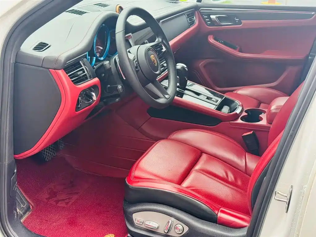Porsche Macan 2022 Macan 2.0T фото 10