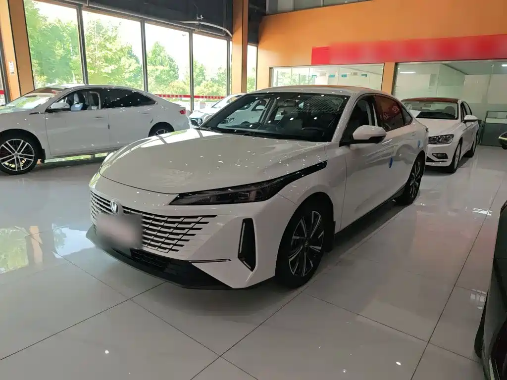 Changan Yida 2024 2023 Blue Whale NE 1.5T GDI DCT Pilot