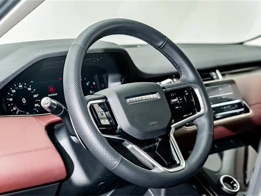 Land Rover Range Rover Evoque 2022 Range Rover Evoque L 249PS R-Dynamic Luxury Edition фото 10