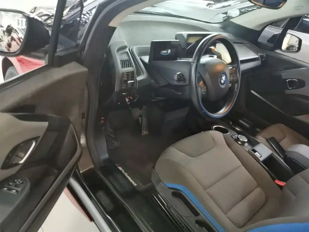 BMW i3 (Import) 2018 Luxury Edition фото 16