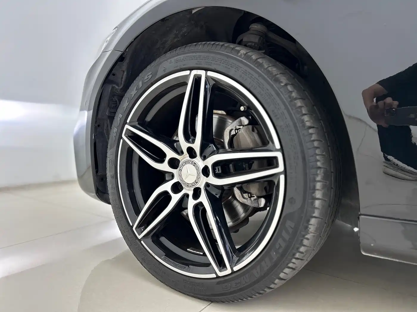 Mercedes-Benz E-Class 2017 E 200 Sport 4MATIC фото 17