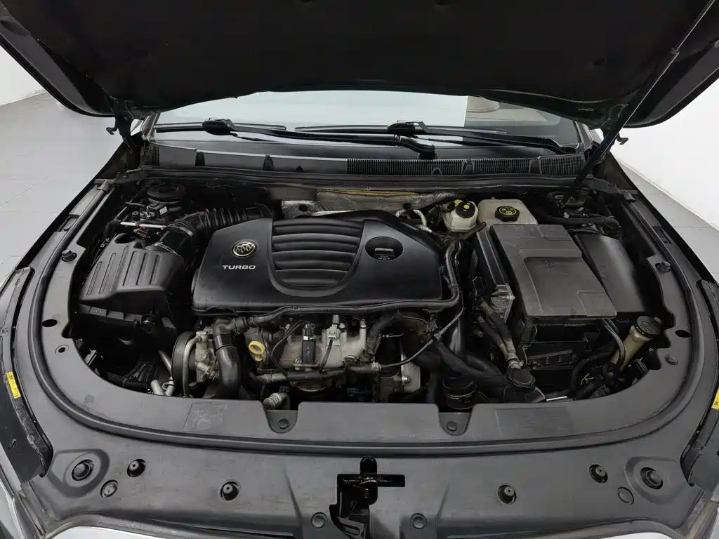 Фото 6 - Buick LaCrosse
