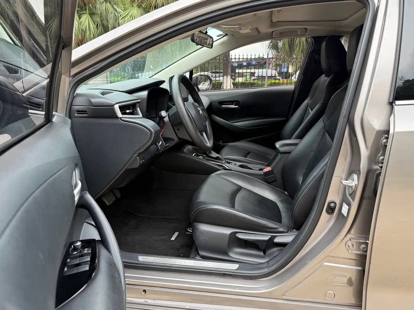 Toyota Allion 2021 2.0L Luxury Edition фото 4