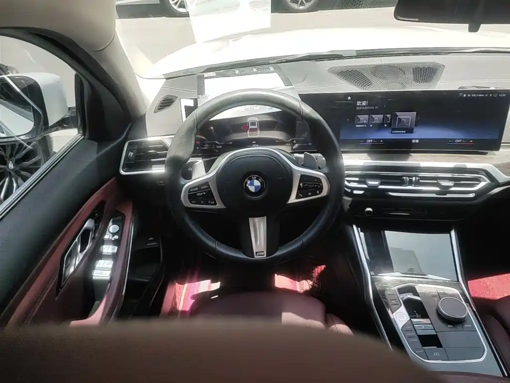 BMW 3 Series 2023 325Li M Sport Package фото 17