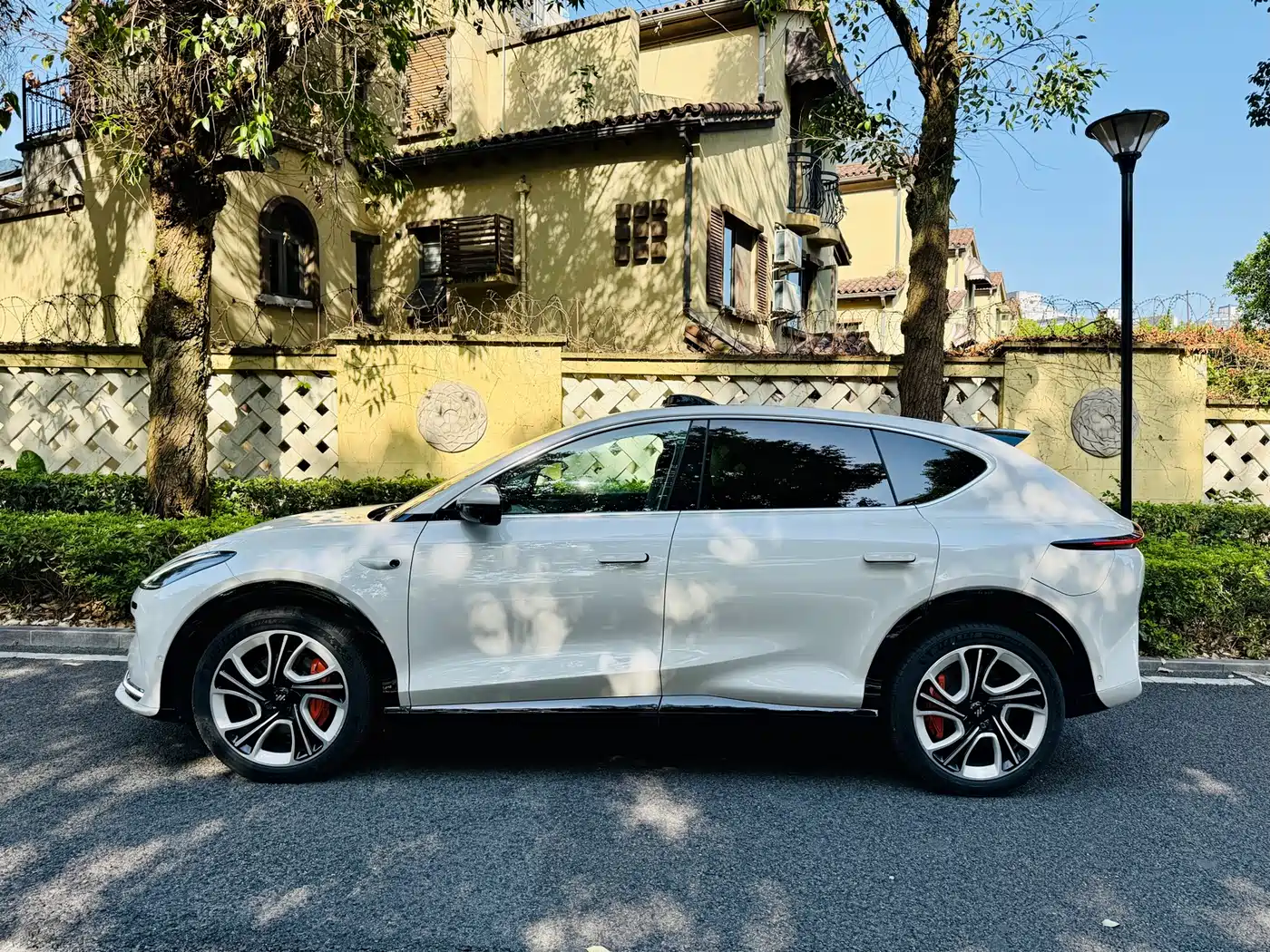 IM Motors IM LS7 2023 2023 Model 100kWh Pro AWD Edition