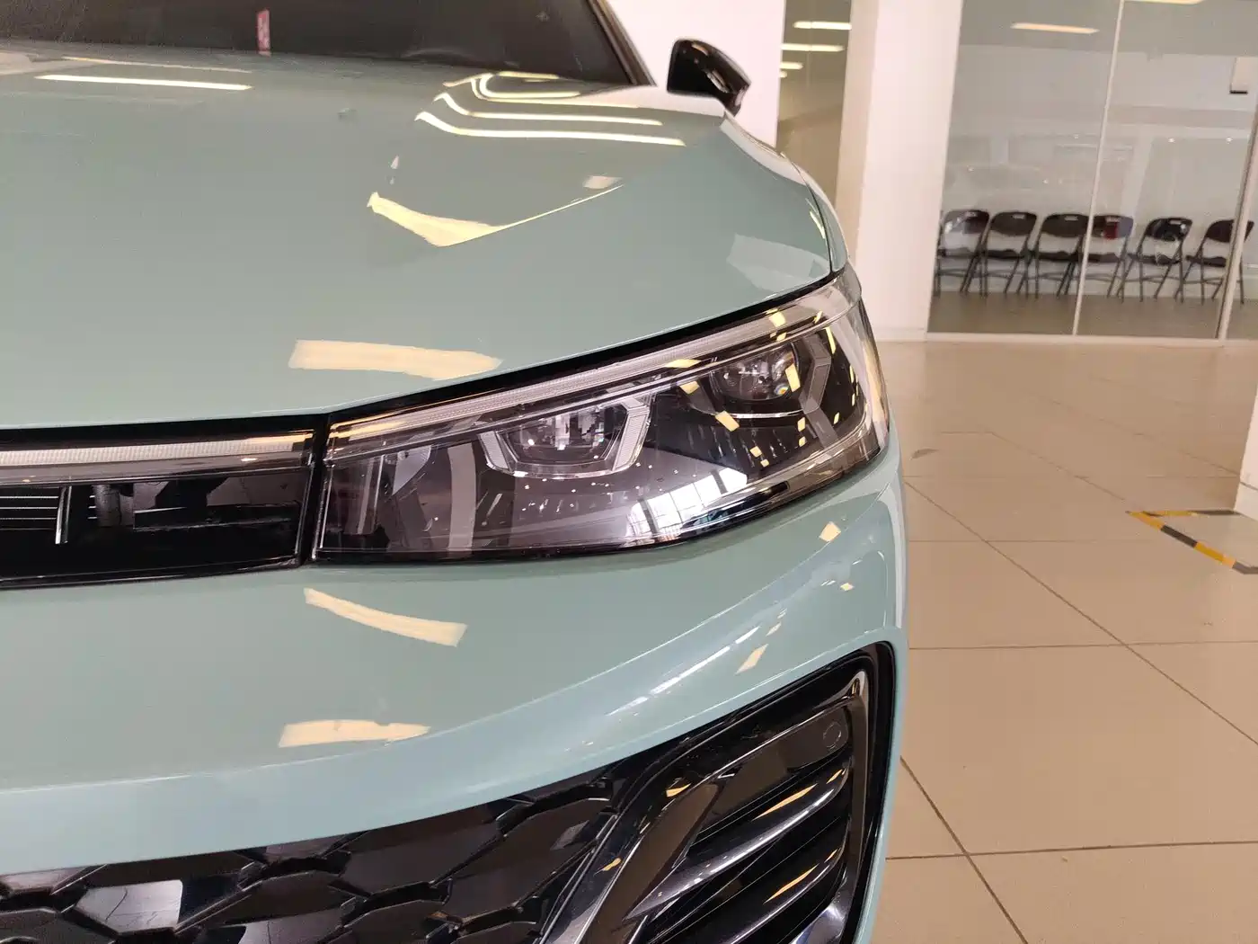 Volkswagen Passat 2025 Model Pro 380TSI Starlight Dragon Premium Edition фото 8