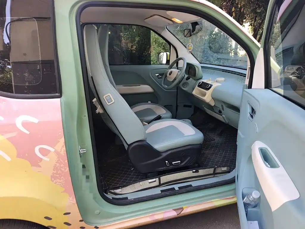 Lingbao Auto Lingbao Uni 2022 2022 Super Sweet Edition