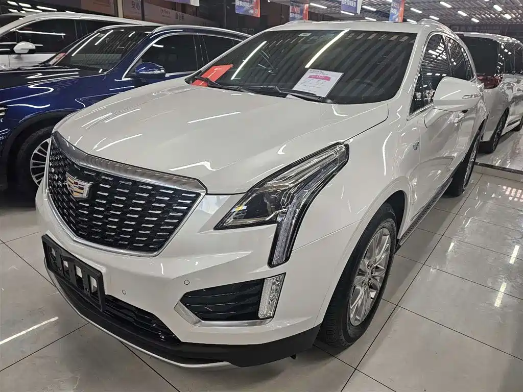 CADILLAC XT5