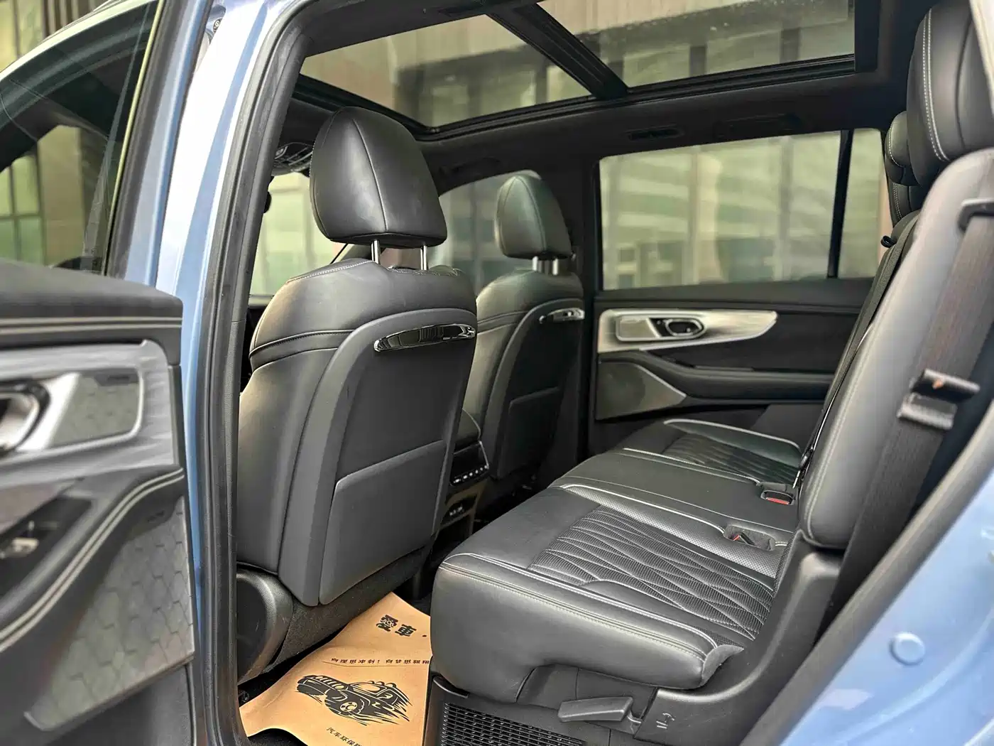 GAC Trumpchi Trumpchi GS8 2022 Hybrid Series 2.0TM 4WD Premium Edition (7-Seater) фото 5