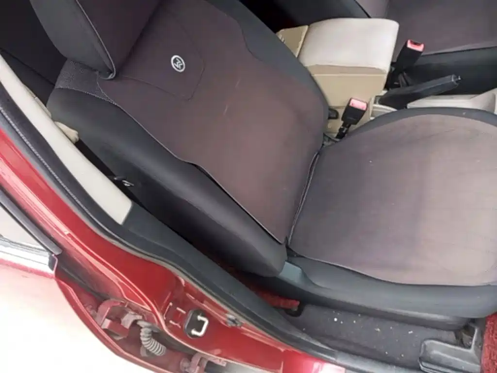 Venucia R50 2016 2015 1.6L Manual Fashion