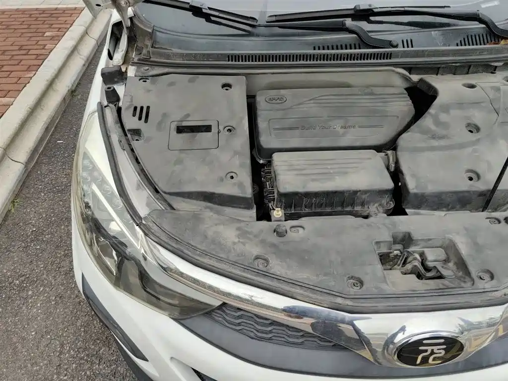 BYD Yuan 2017 1.5L Manual Panoramic Sunroof фото 22