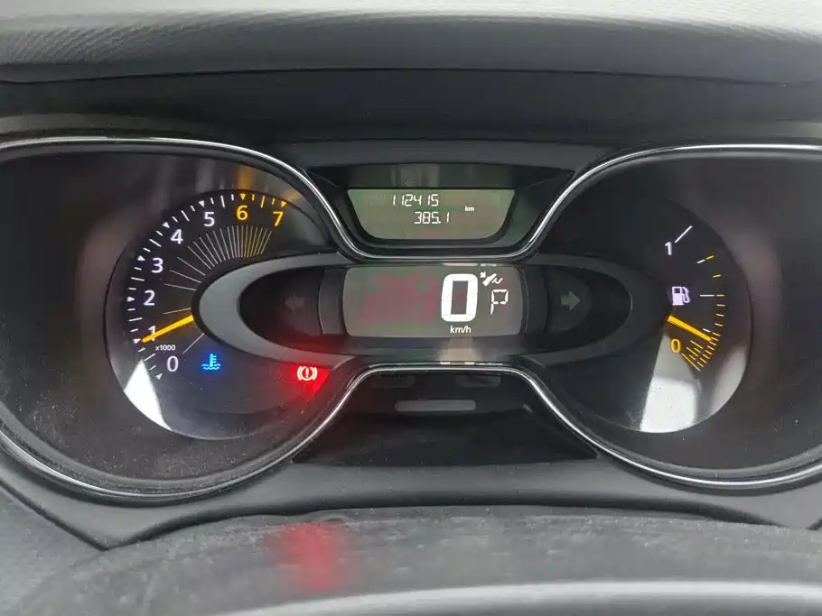 Renault Captur 2016 2015 1.2T Automatic Comfort Edition
