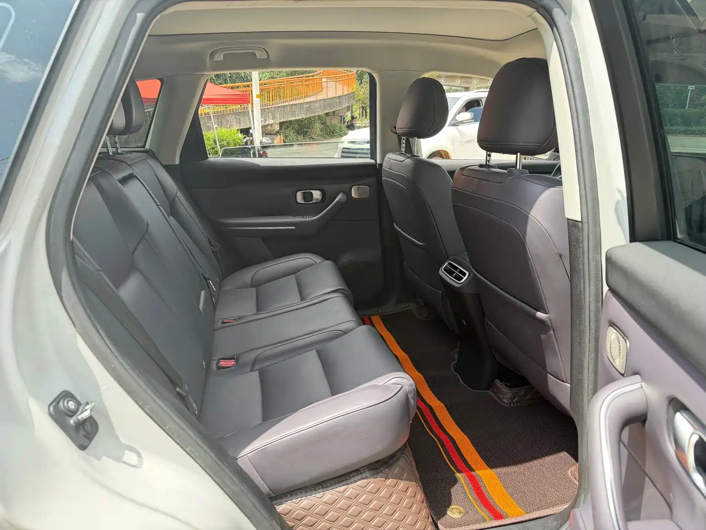 Фото 5 - Leapmotor C10