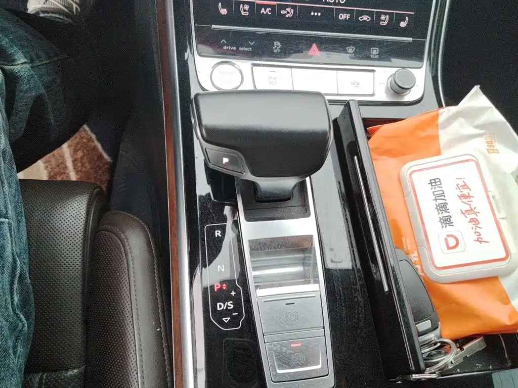 Audi A8 2019 A8L 50 TFSI quattro Luxury фото 15