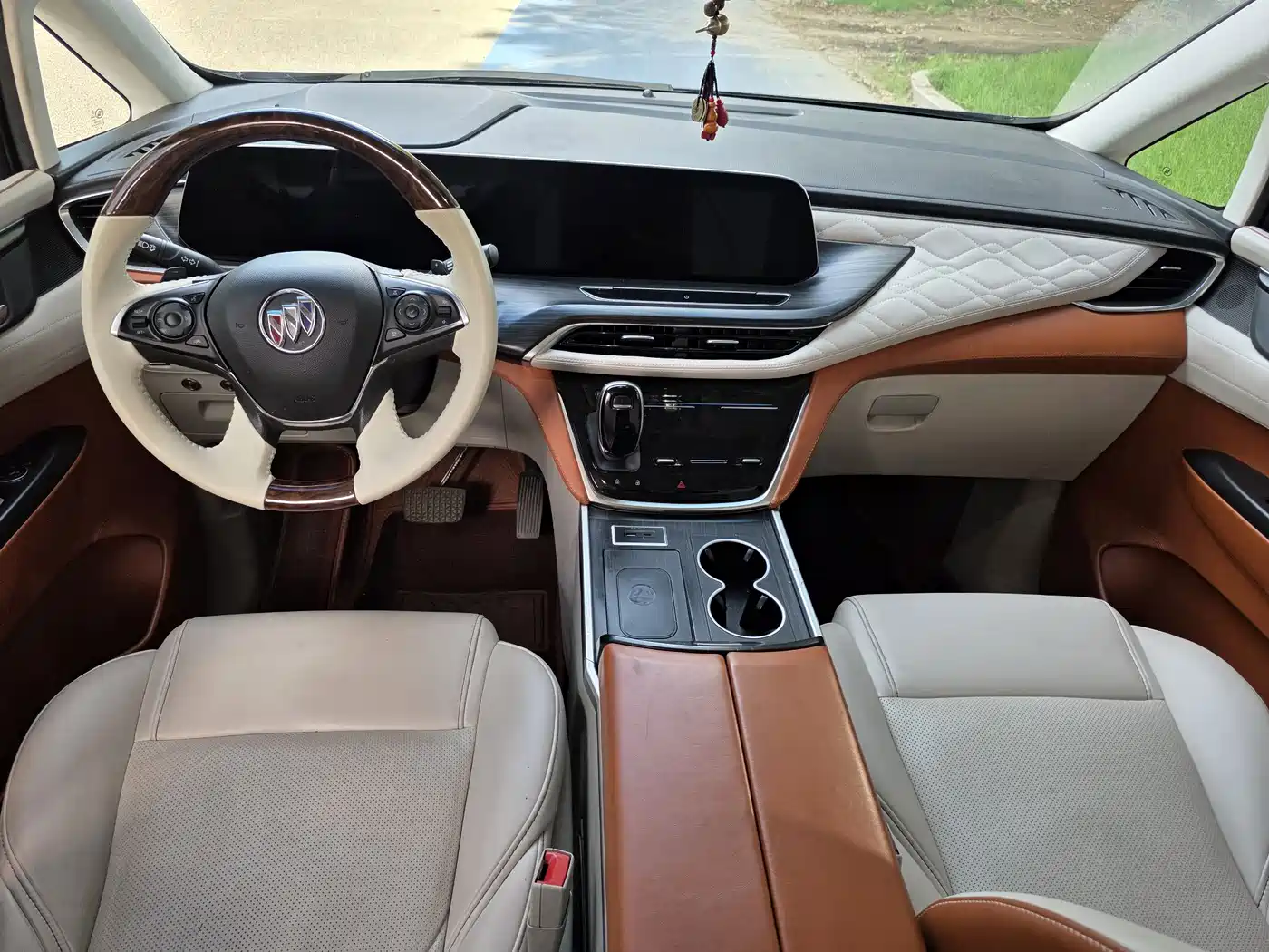 Buick GL8 2021 ES Landlord 653T Comfort фото 6