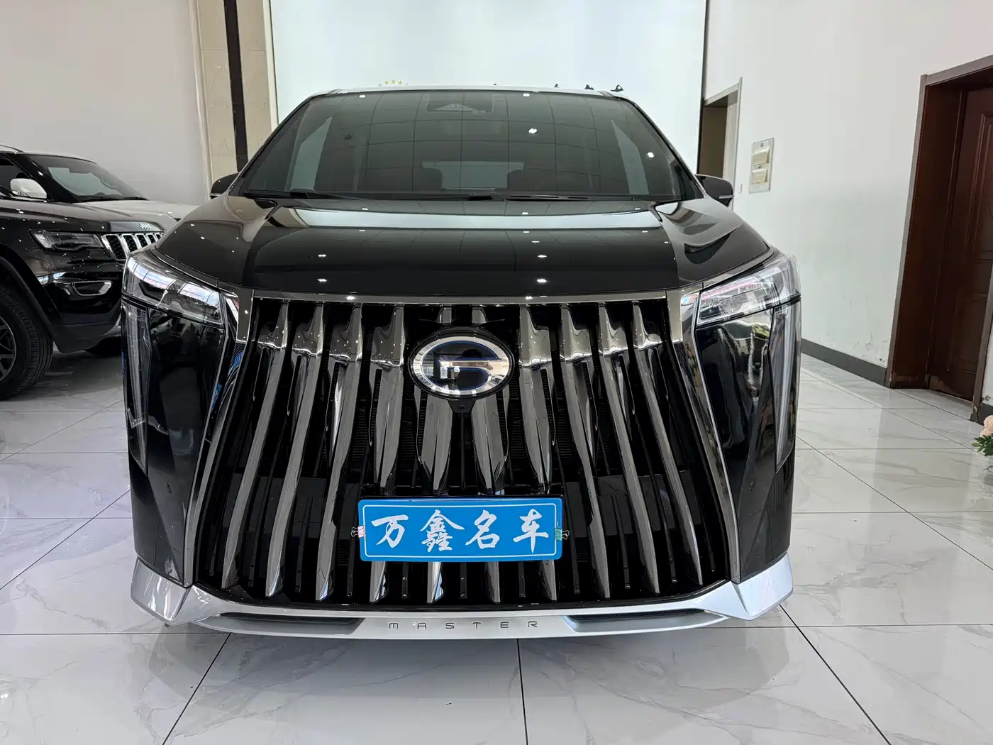 GAC Trumpchi Trumpchi M8 2025 Model Master Series Super Hybrid Edition фото 2