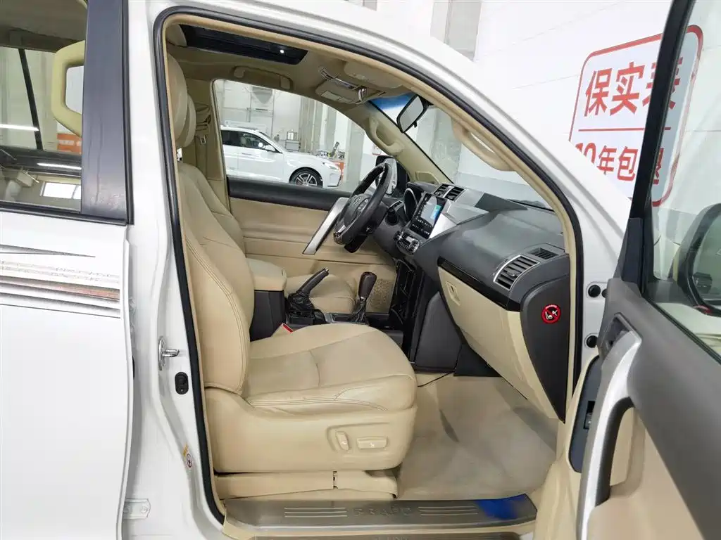 Toyota Prado 2016 2.7L Auto Luxury Edition фото 23