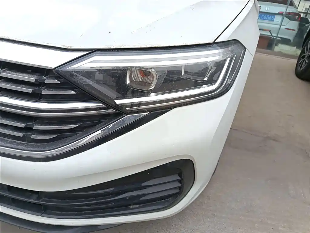 Volkswagen Sagitar 2023 300TSI DSG Surpassing Edition фото 24