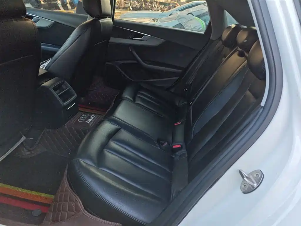 Audi A4L 2019 40 TFSI Progressive (China VI) фото 13