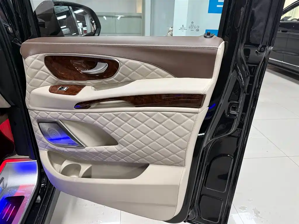 Mercedes-Benz Vito 2021 2.0T Business Edition 7-seater фото 14