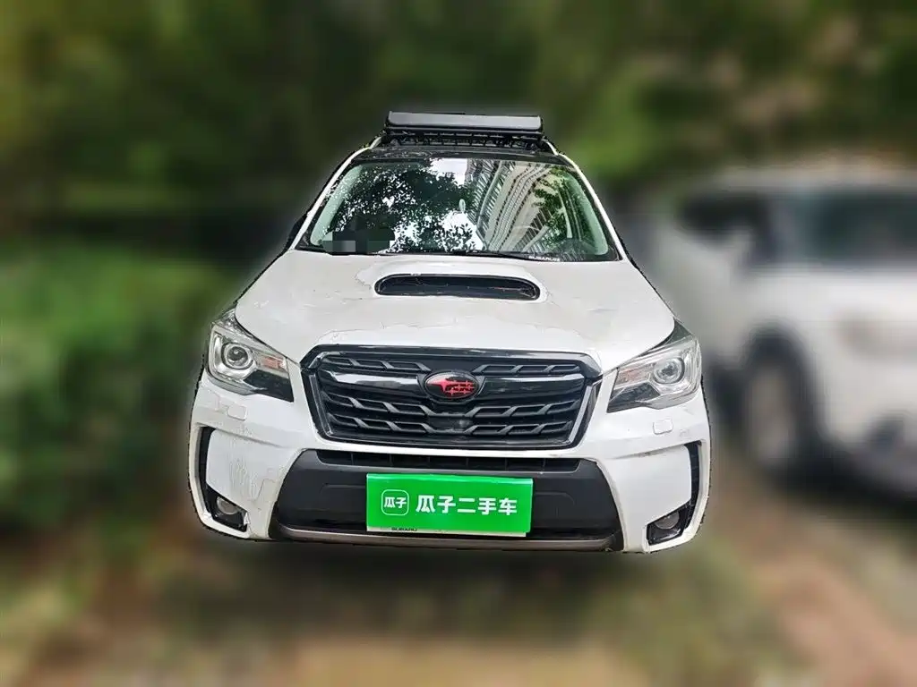 Subaru Forester 2016 2.5i Prestige Navigation Edition фото 2
