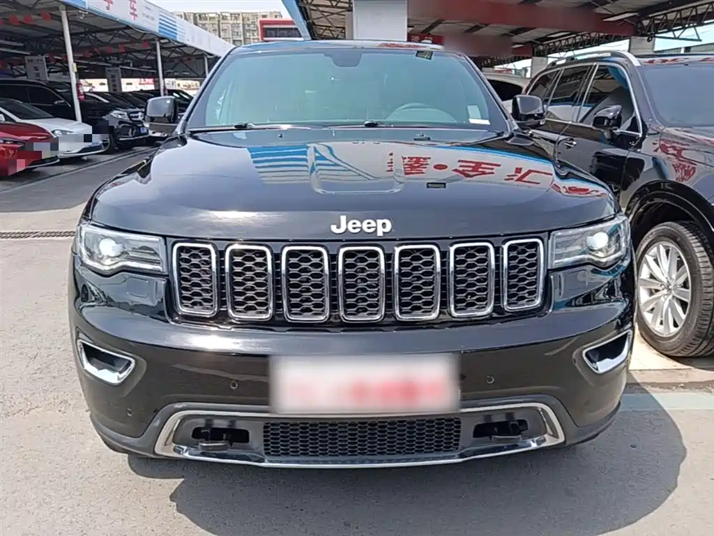 JEEP GRAND CHEROKEE (IMPORTED)