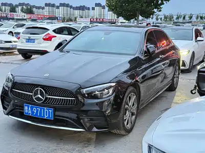 Mercedes-Benz E