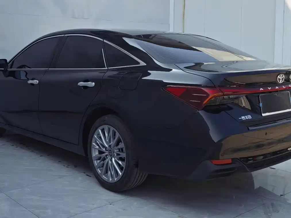 Toyota Avalon 2024 Hybrid 2.0L Luxury Edition фото 7