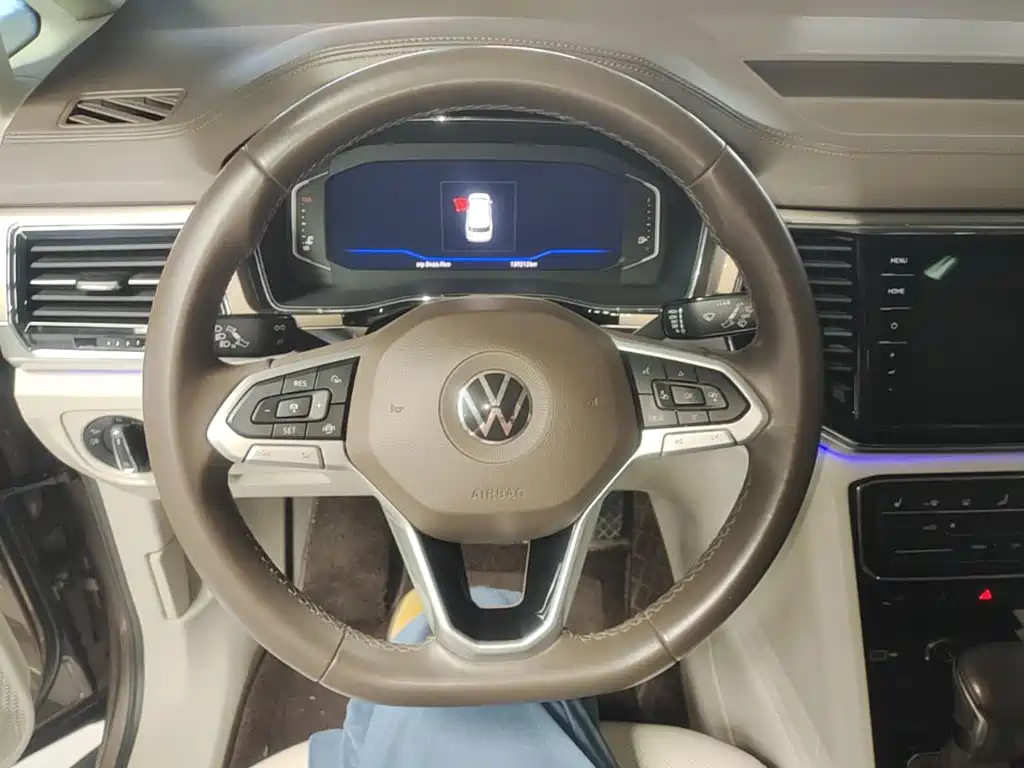 Volkswagen Viloran 2020 2020 380TSI Premium