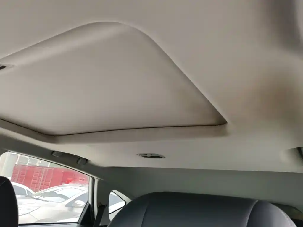 Luxgen U6 SUV 2016 2015 1.8T Fashion Upgrade