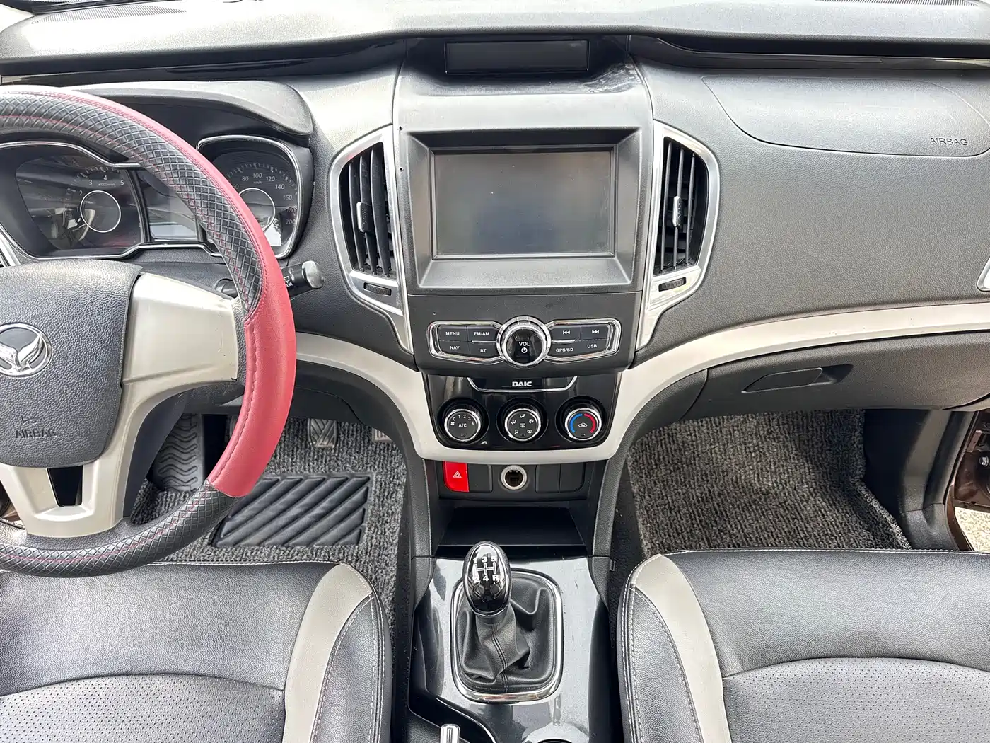 BAIC Huansu H3 2016 2016 H3F 1.5L Manual Luxury