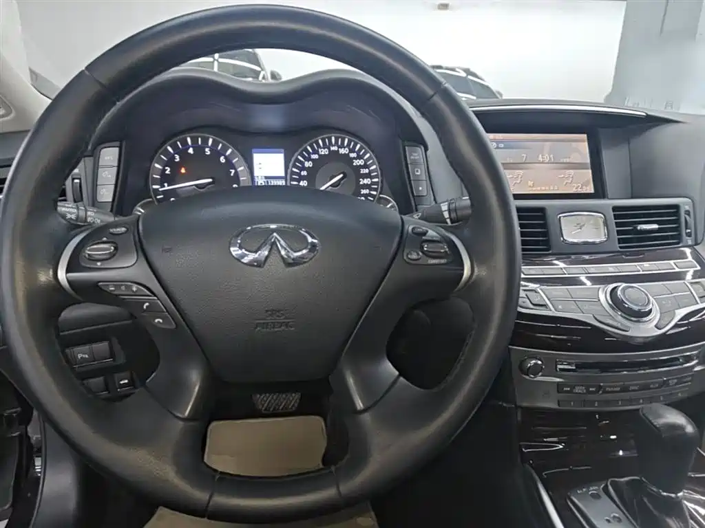 Infiniti Q70 2015 2013 Q70L 2.5L Comfort
