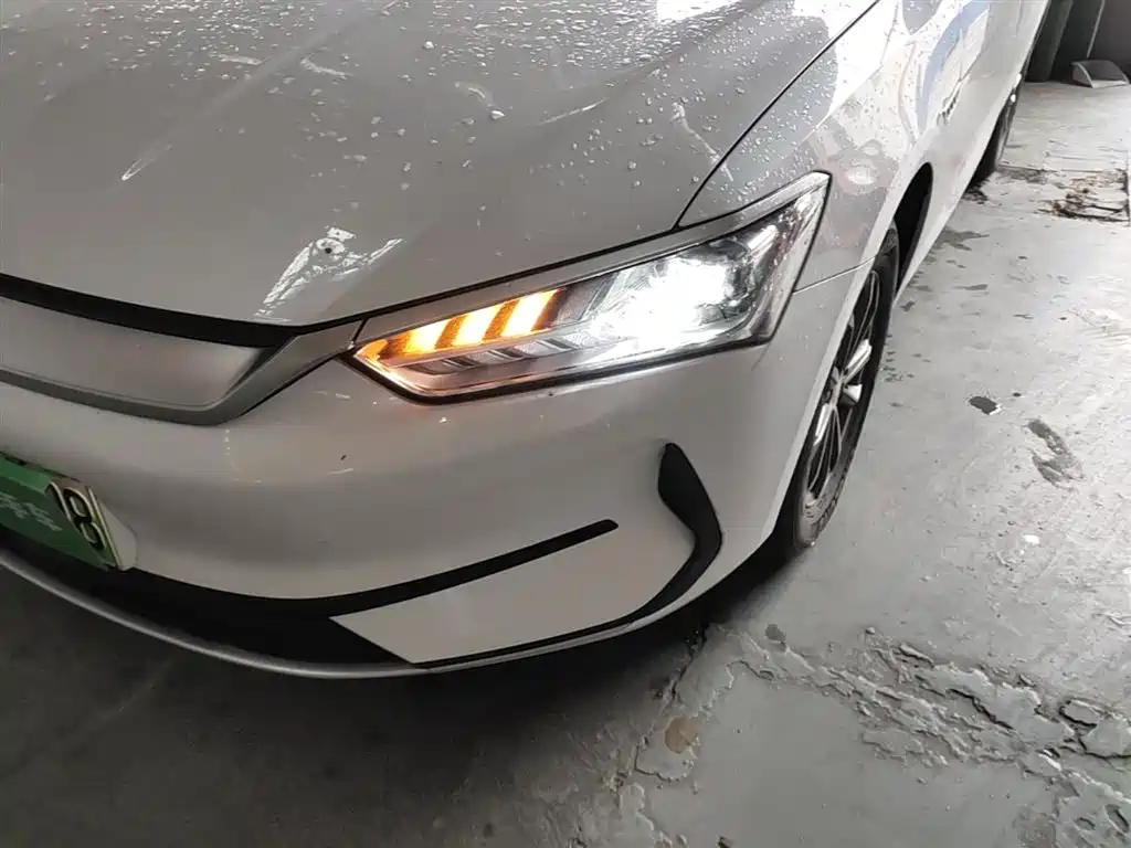 BYD Qin PLUS 2023 EV 510KM Travel Edition фото 24