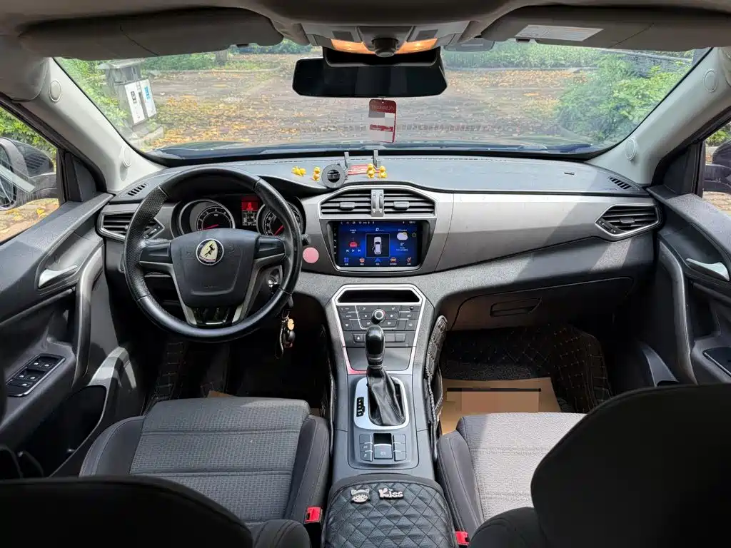 MG Roewe RX5 2015 2015 1.5TGI TST Elite Edition