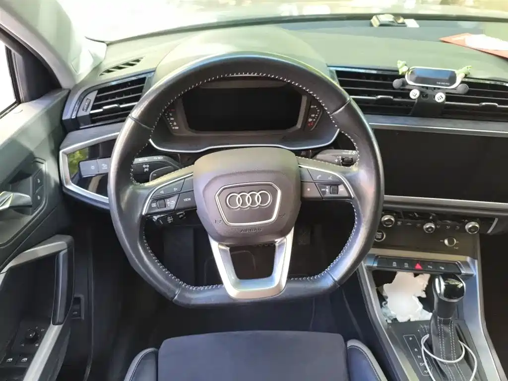 Audi Q3 2021 35 TFSI Fashion Sport фото 6