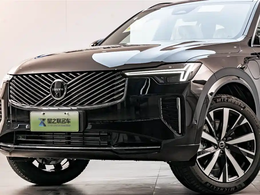 VOLVO XC90 PLUG IN HYBRID