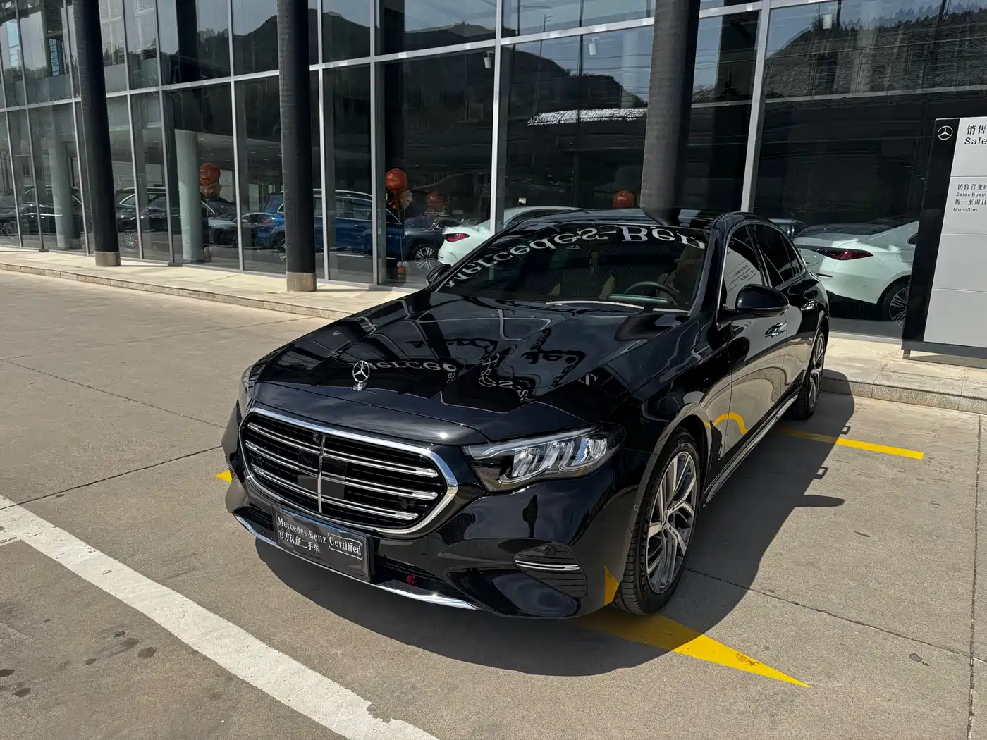 Mercedes-Benz E-Class New Energy 2024 E 350 e L Plug-in Hybrid Sedan