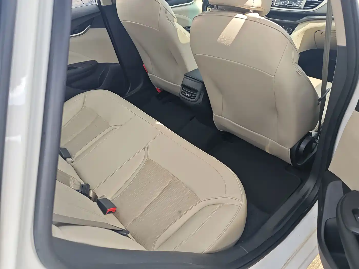 Фото 11 - Buick Excelle