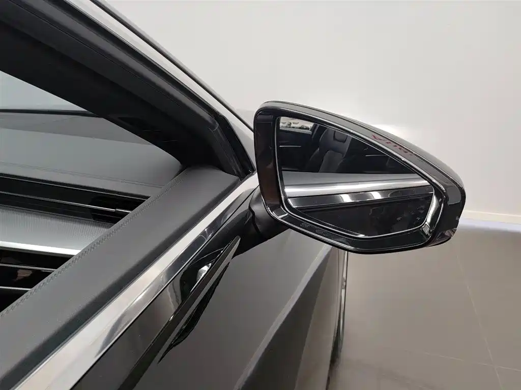 Audi A6L 2023 Facelift 45 TFSI Premium Dynamic фото 29