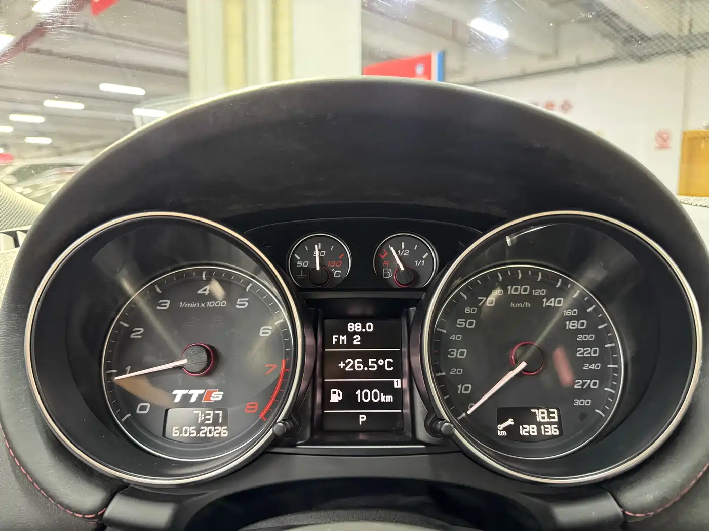 Audi TTS 2008 Model TTS Coupe 2.0TFSI quattro фото 18