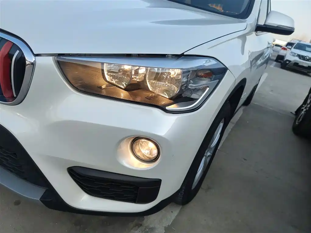 BMW X1 2016 sDrive18Li Fashion Model фото 24