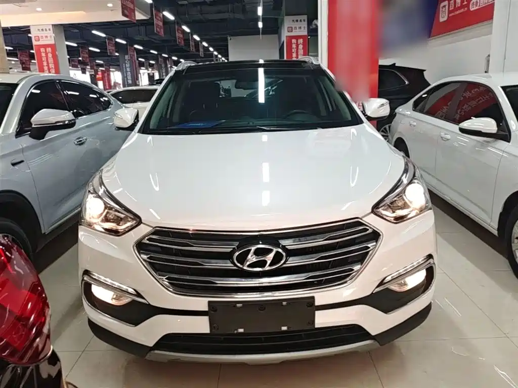 Hyundai Santa Fe 2017 2.0T Automatic 4WD Intelligent 7-Seater фото 3