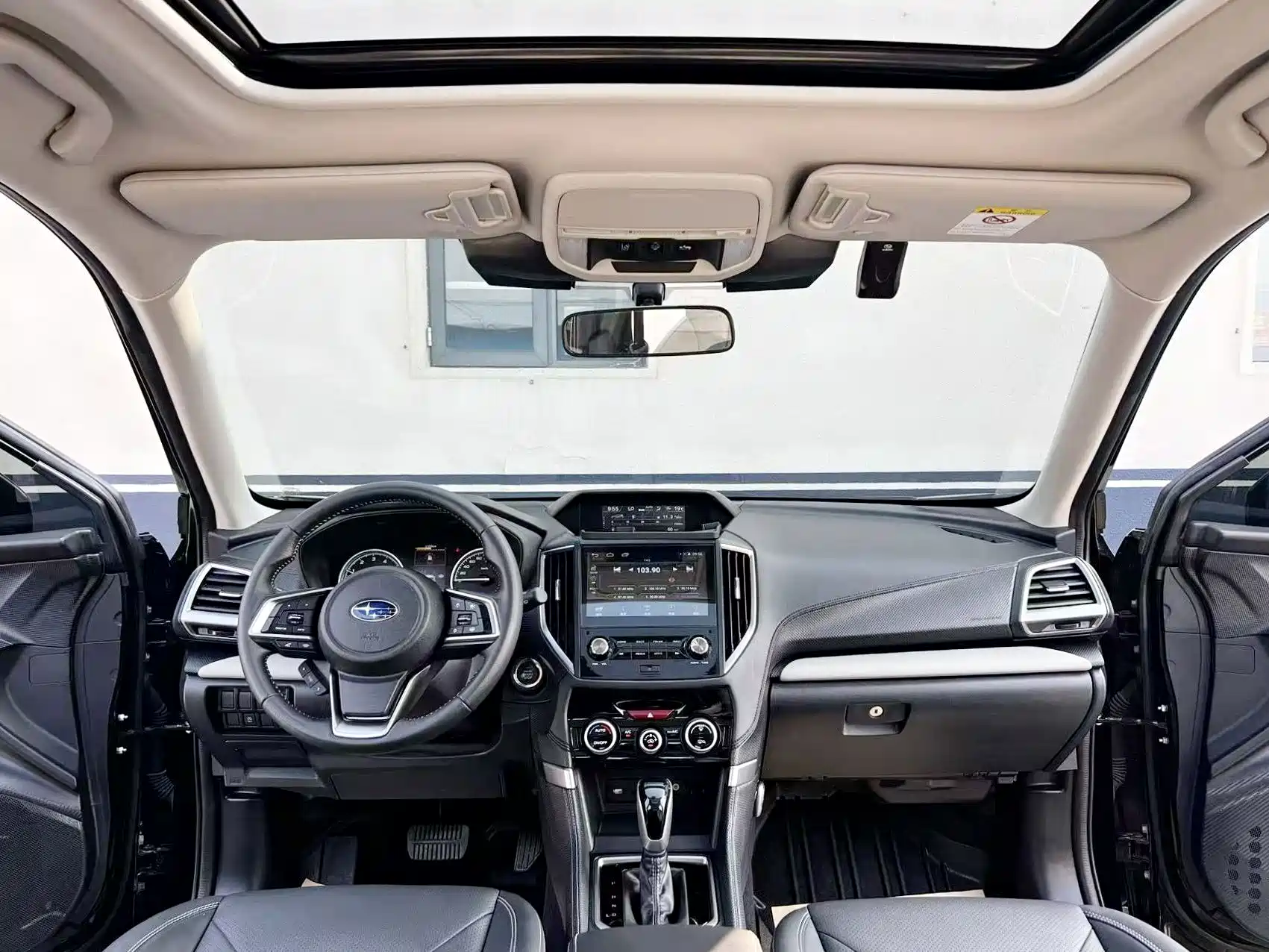 Photo 9 - Subaru Forester