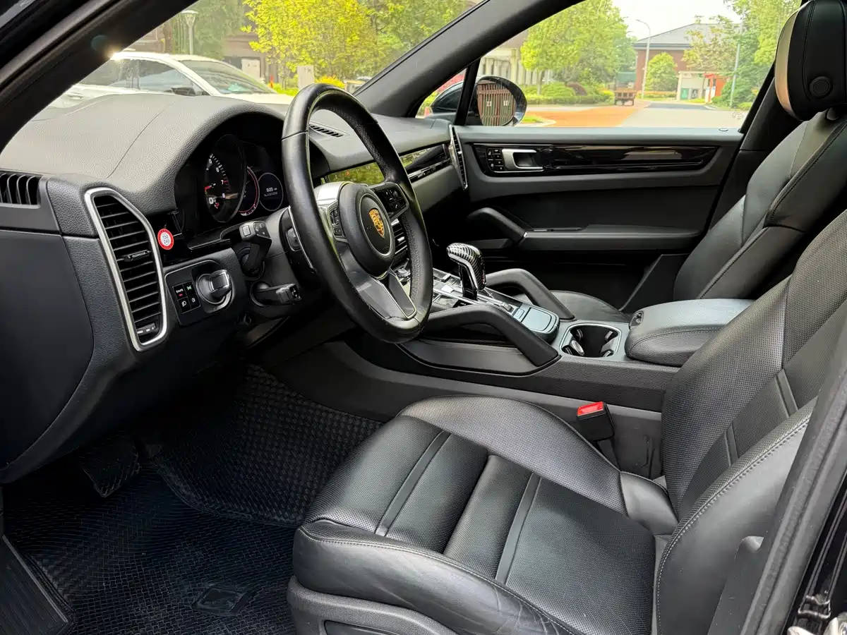 Porsche Cayenne 2019 Cayenne 3.0T фото 14